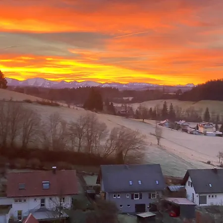 Bergblick Mit Garten, 2022 Komplett Renoviert * Wangen im Allgaeu