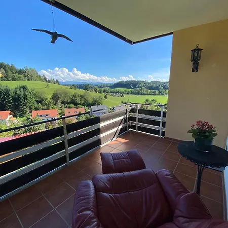 Apartment Bergblick Mit Garten, 2022 Komplett Renoviert